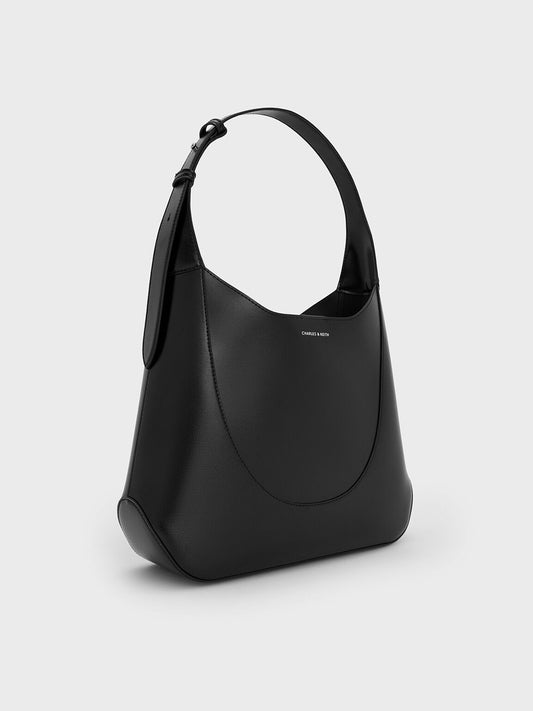 Sigrid Hobo Bag
- Noir