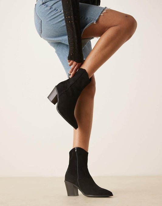 ASOS DESIGN Wide Fit Rational heeled western boots in black