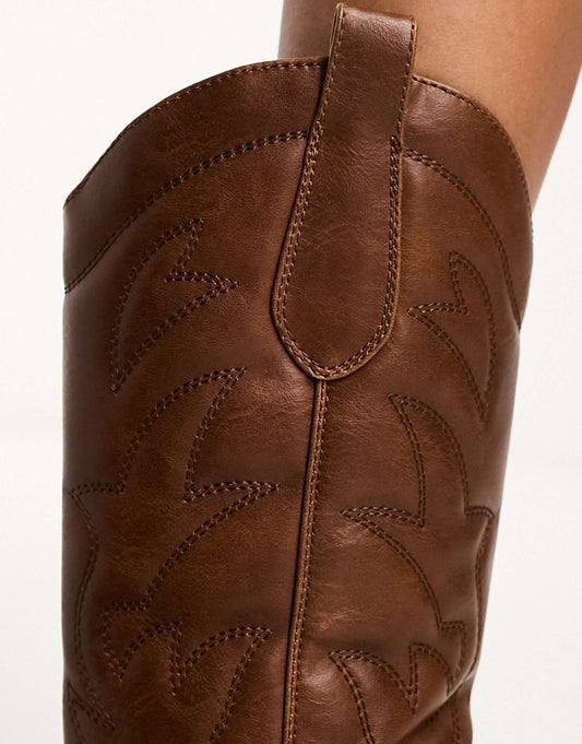 ONLY western boots in brown