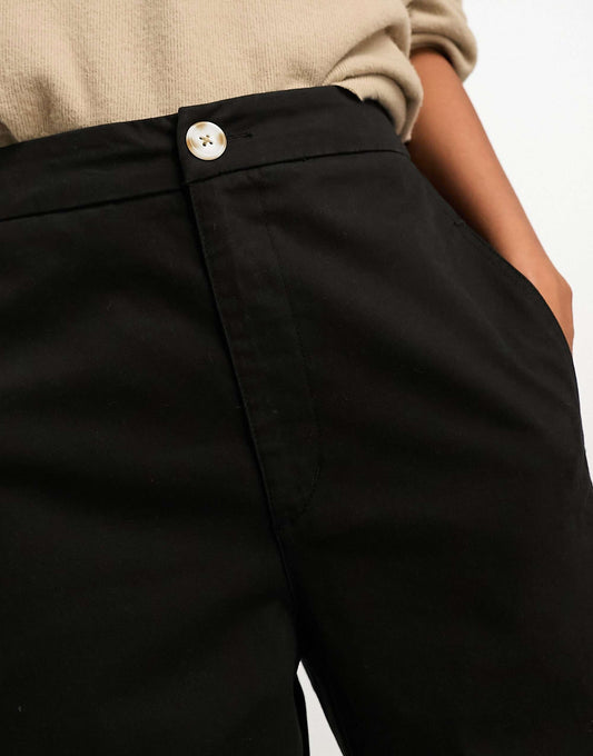 بنطلون Chino باريل من ASOS DESIGN باللون الأسود