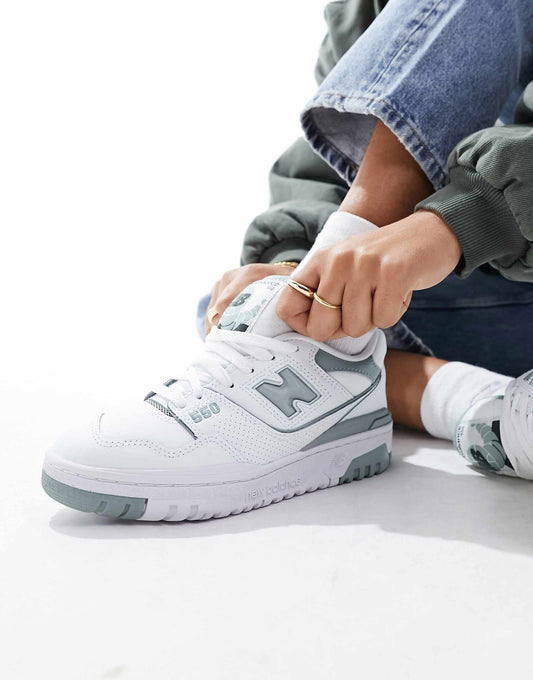 حذاء رياضي New Balance 550