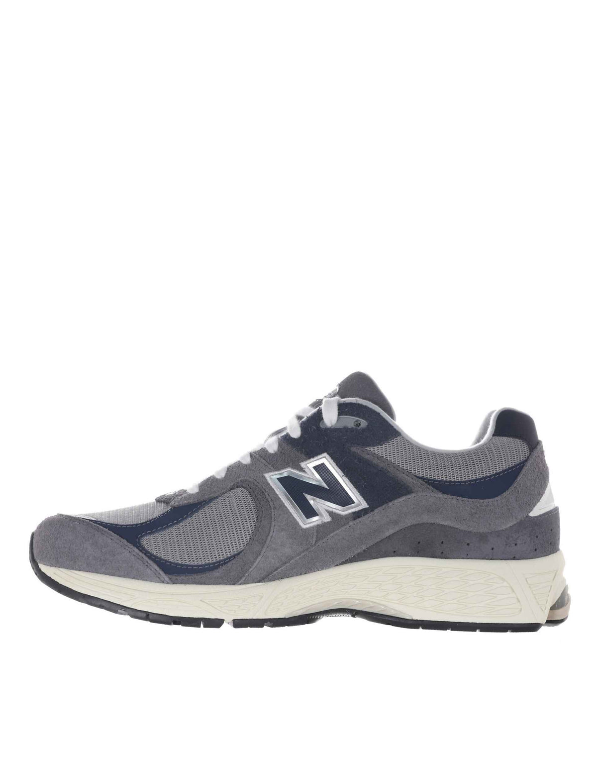 حذاء رياضي New Balance 2002