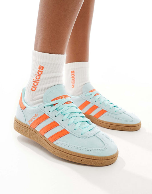 حذاء رياضي adidas Originals Handball Spezial بنعل مطاطي