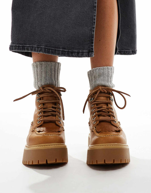 Timberland Stone Street lace up 7 eye elevated boots in wheat leather