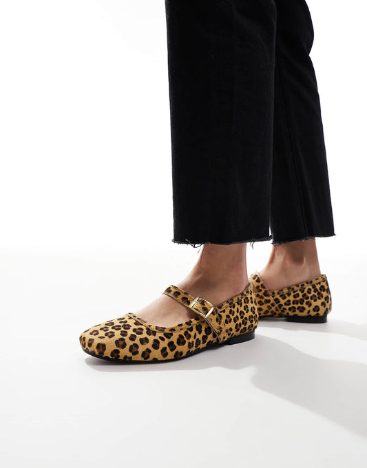 schuh Lille ballerina mary janes in leopard pony hair