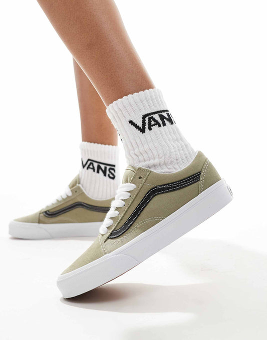 حذاء رياضي Vans Old Skool بأربطة كبيرة الحجم