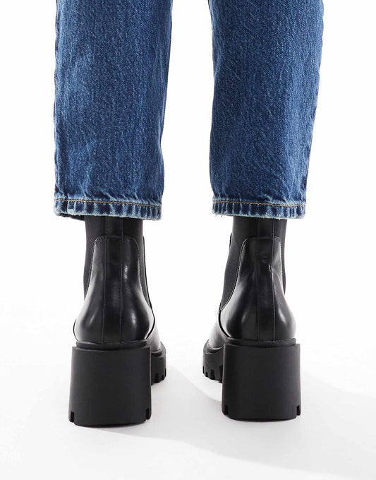 ASOS DESIGN Wide Fit Rowan chunky chelsea boots in black