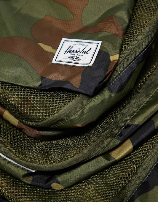 حقيبة حزم من Herschel Supply Co باللون الكاكي