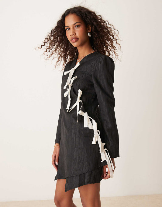 Ghospell jacquard bow mini dress in black