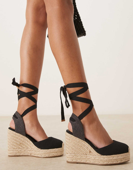 ASOS DESIGN Wide Fit Tyra closed toe wedges in black