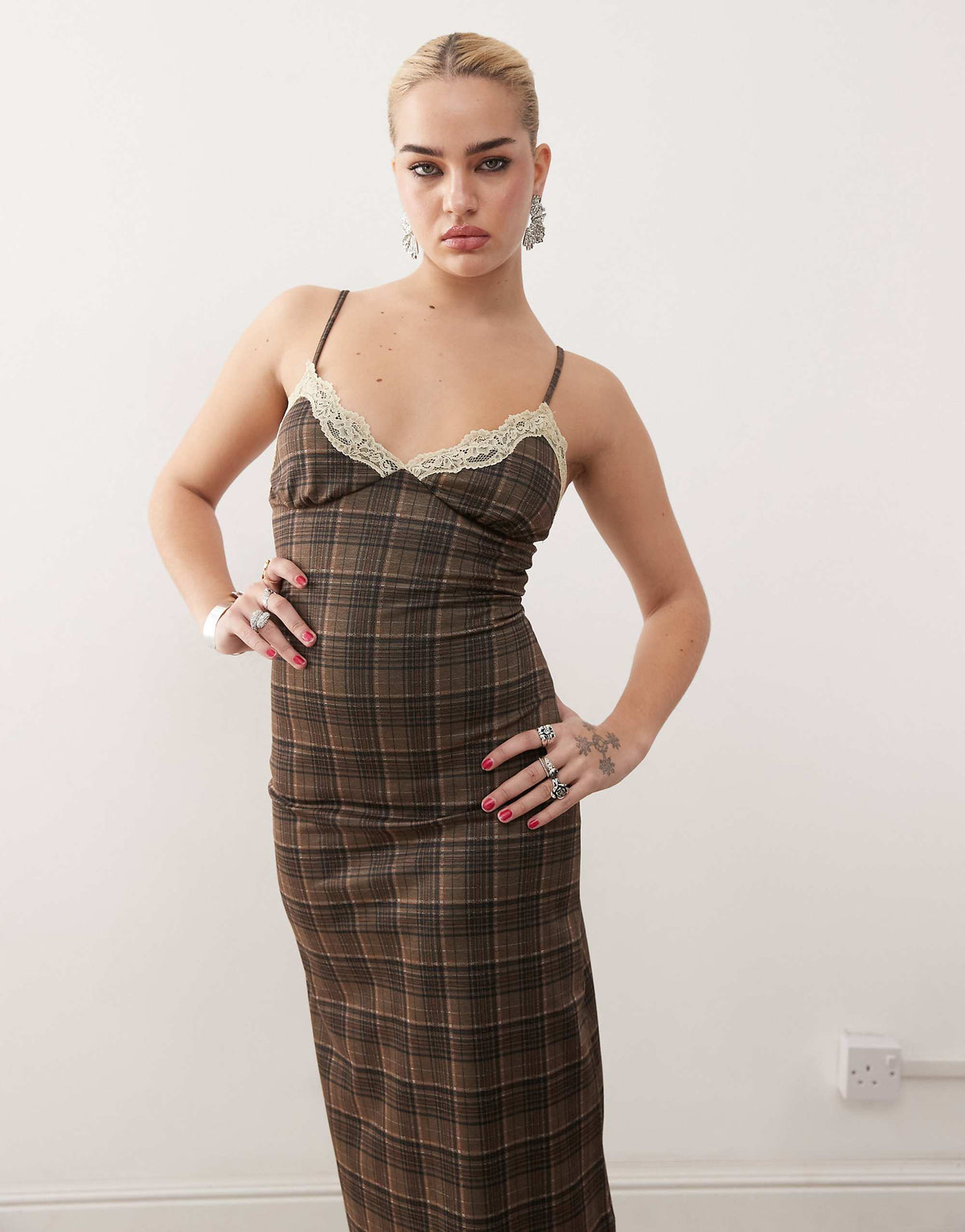 Motel delfina lace edge check midaxi dress in brown