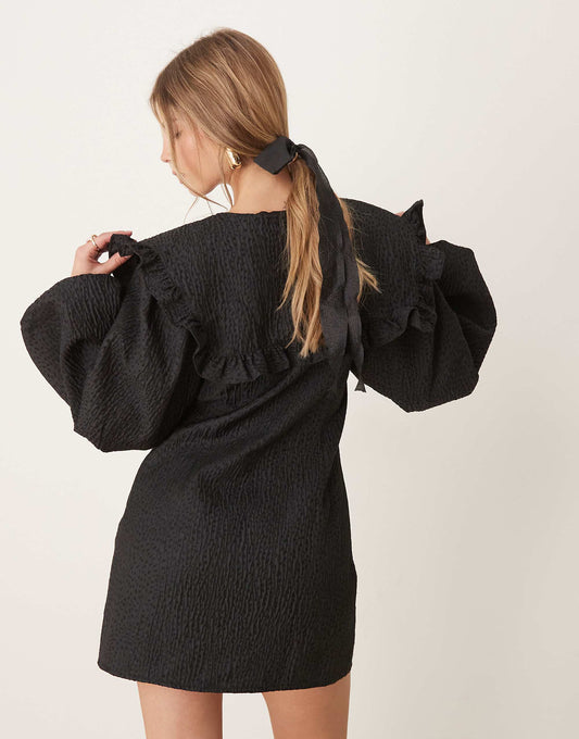 Ghospell oversized collar mini dress in black
