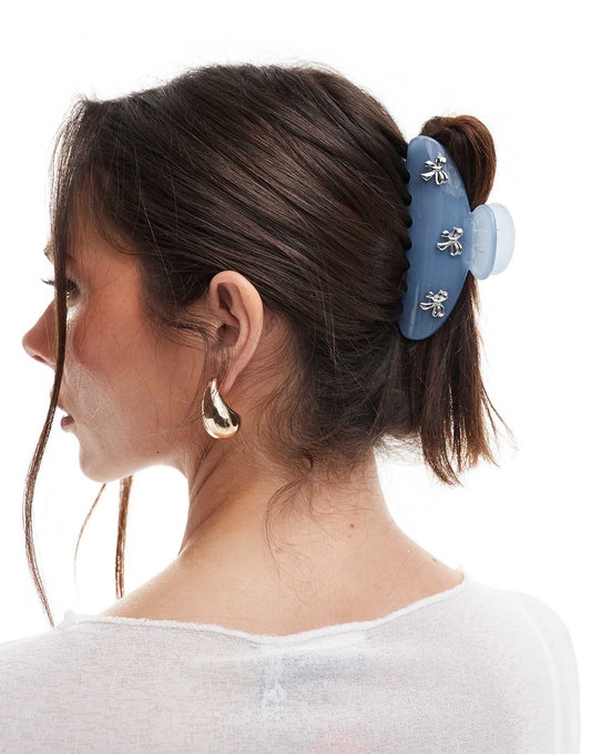 Glamorous bow embellished hair claw in blue