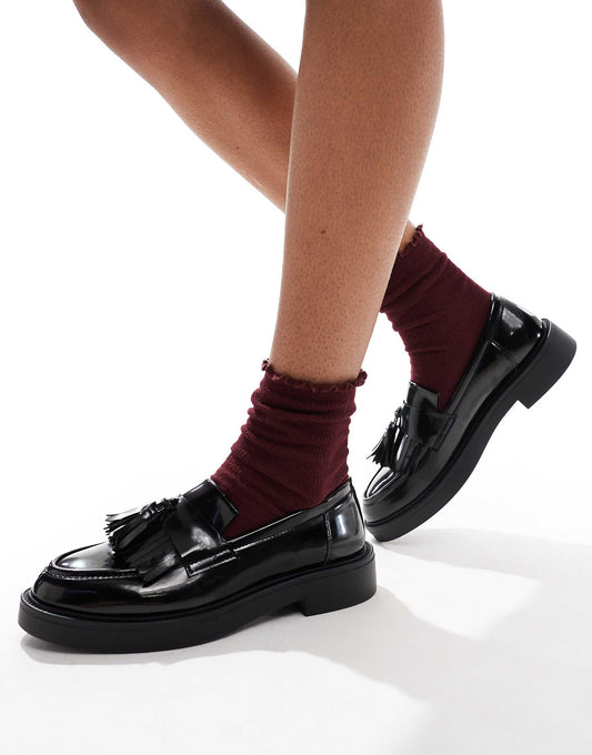 schuh Lawton tassel loafers in black