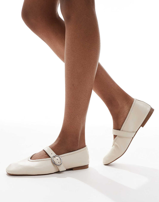 schuh Lavena mary janes in bone leather