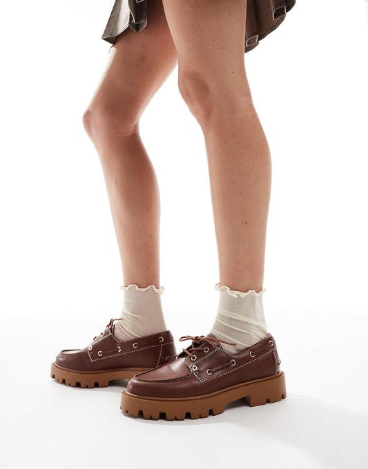schuh Leora chunky boat shoes in tan