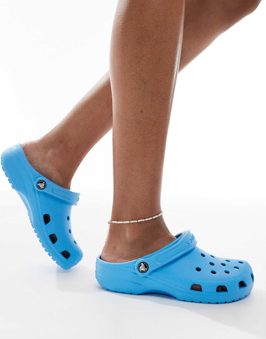 Crocs Unisex Classic clogs in venetian blue