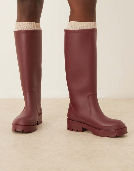 ASOS DESIGN Ginny welly boots in burgundy