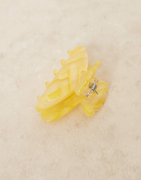 Sui Ava Helle fresh mini hair claw in yellow
