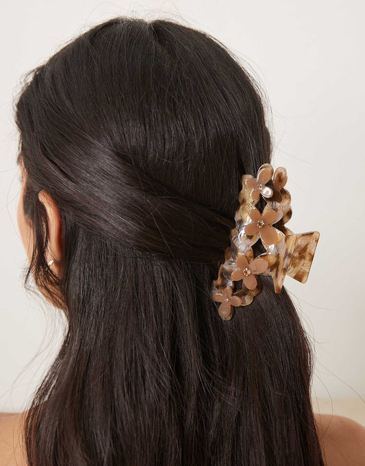 Sui Ava pretty blossom medium hair claw in tort