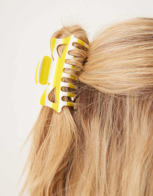 Sui Ava striped hair claw in yellow