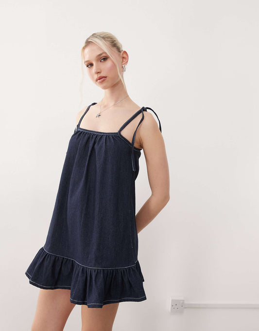 Motel carlisle mini denim smock dress in blue