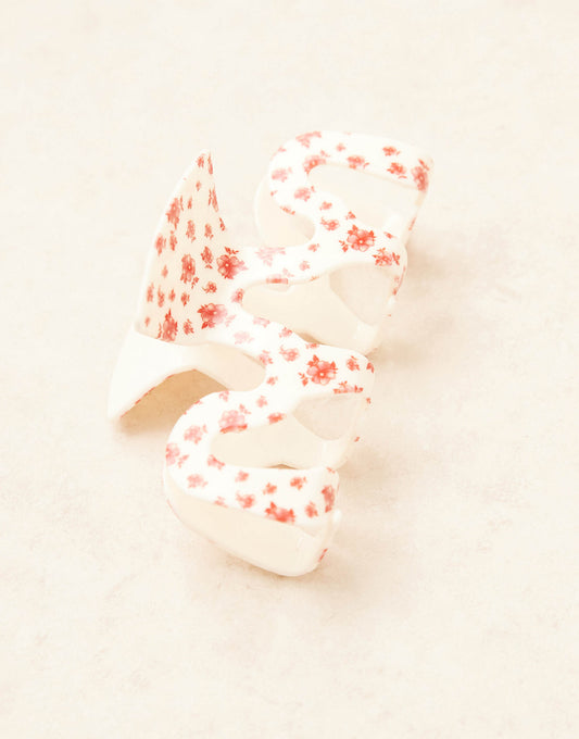 ASOS DESIGN XL wiggle shaped hair claw in ditsy floral print