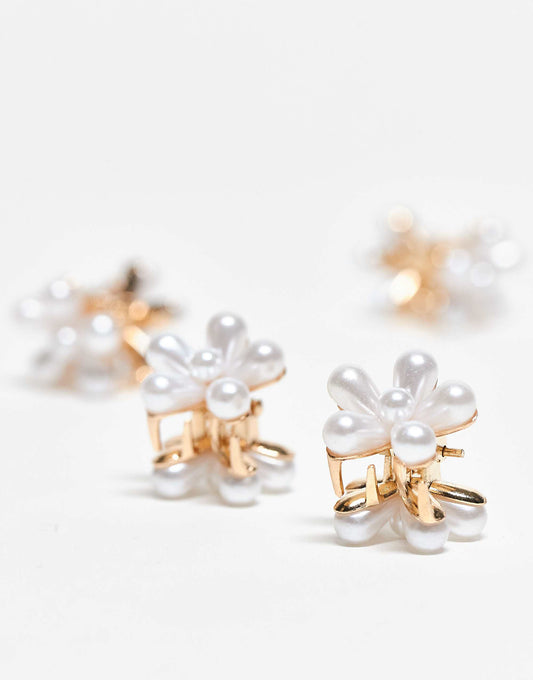 DesignB London mini flower hair clips in pearl